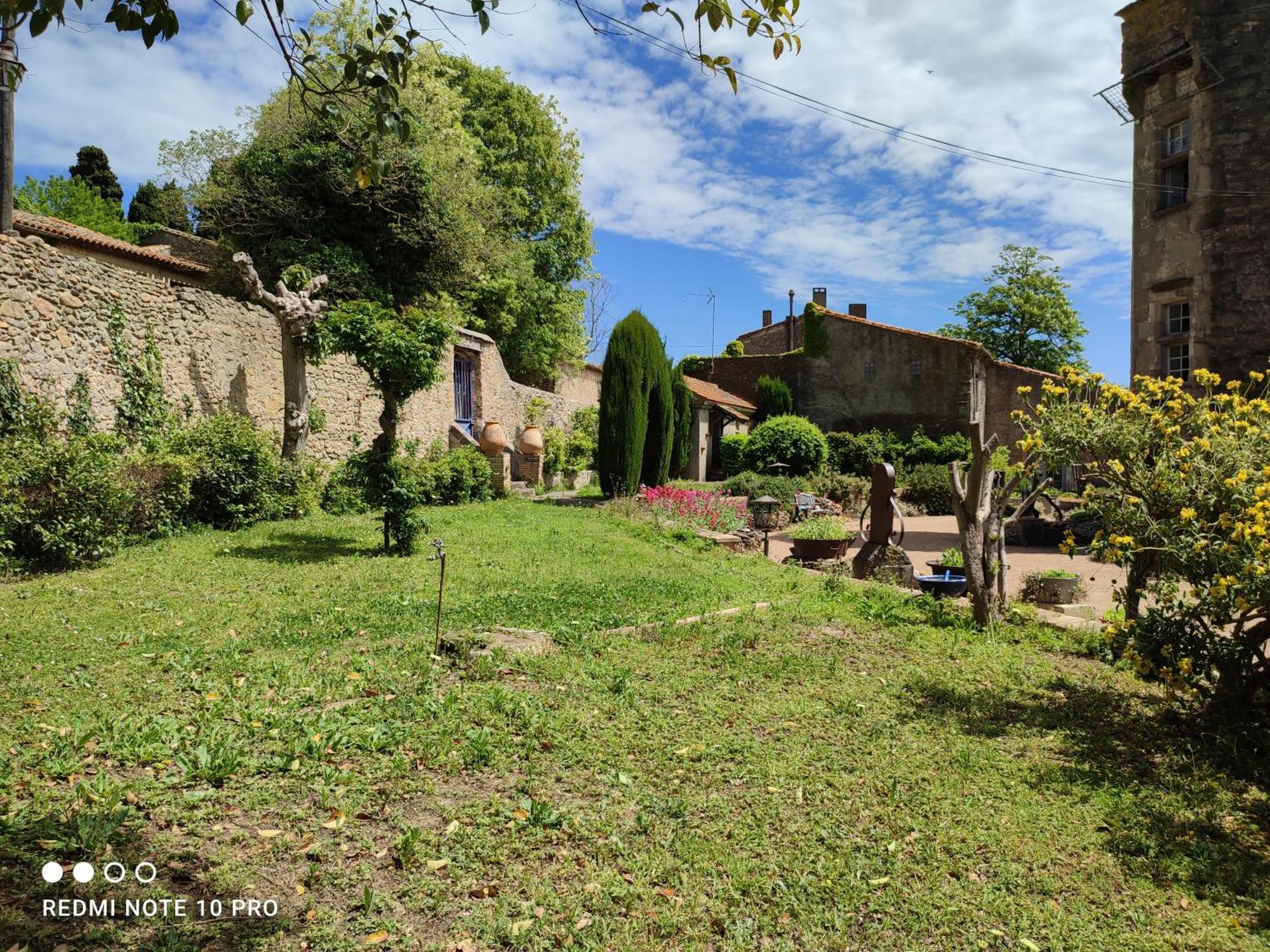 Chateau Saint-Martin การ์กาซอน ภายนอก รูปภาพ
